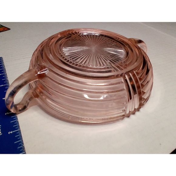 Art Deco Depression Glass Pink Bowl Glass Candy dish with handles - Picture 1 of 3